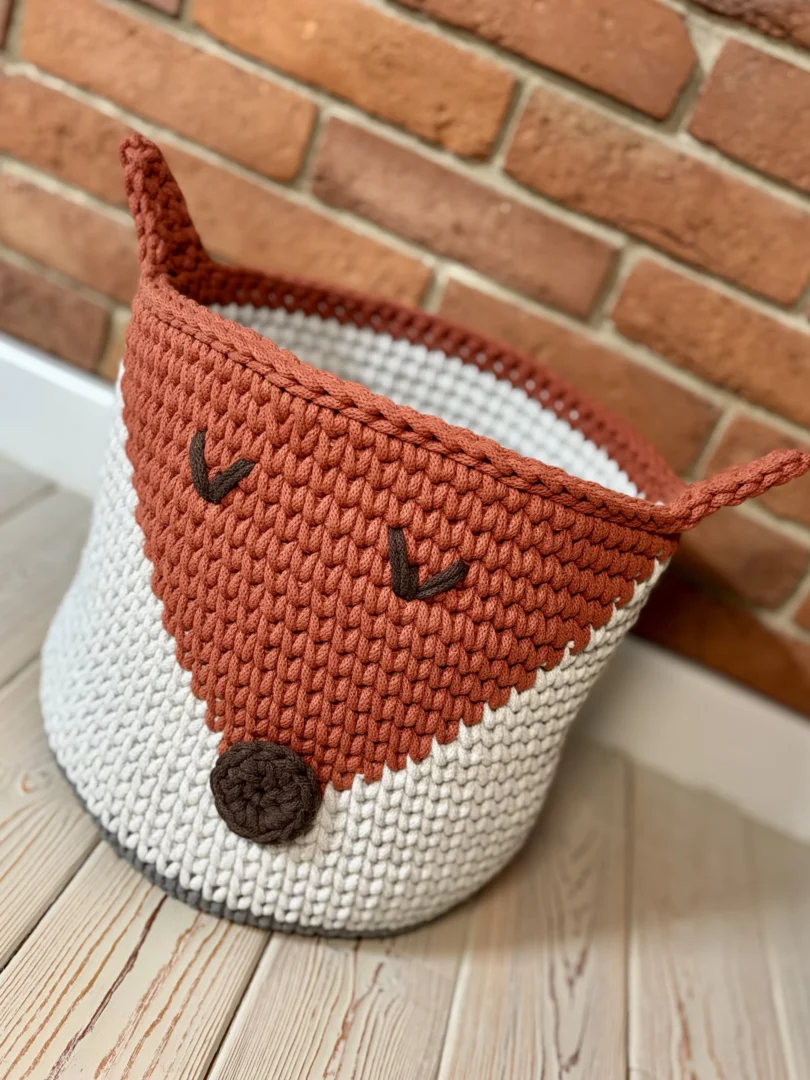 Marta Derkacz Produkt Kosz na zabawki Lisek (2)