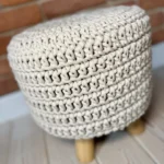 Marta Derkacz Produkt Taboret z ręcznie robionym pokrowcem ze sznurka bawełnianego (2)
