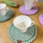 Marta Derkacz Produkt Zestaw 4 podkładek pod filiżanki z podkładką pod dzbanek (2)